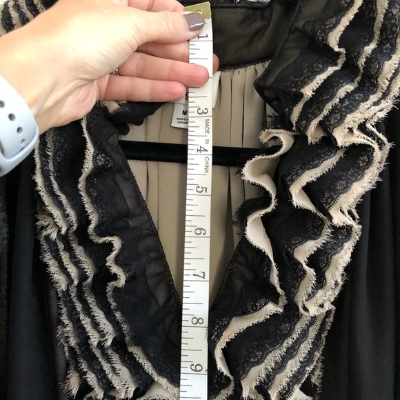 Classy Black and Cream Ruffled Top - Picture 5 of 8